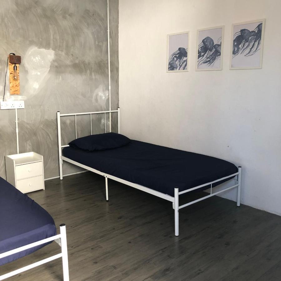 Rembulan Langkawi Guesthouse Pantai Cenang  Ngoại thất bức ảnh